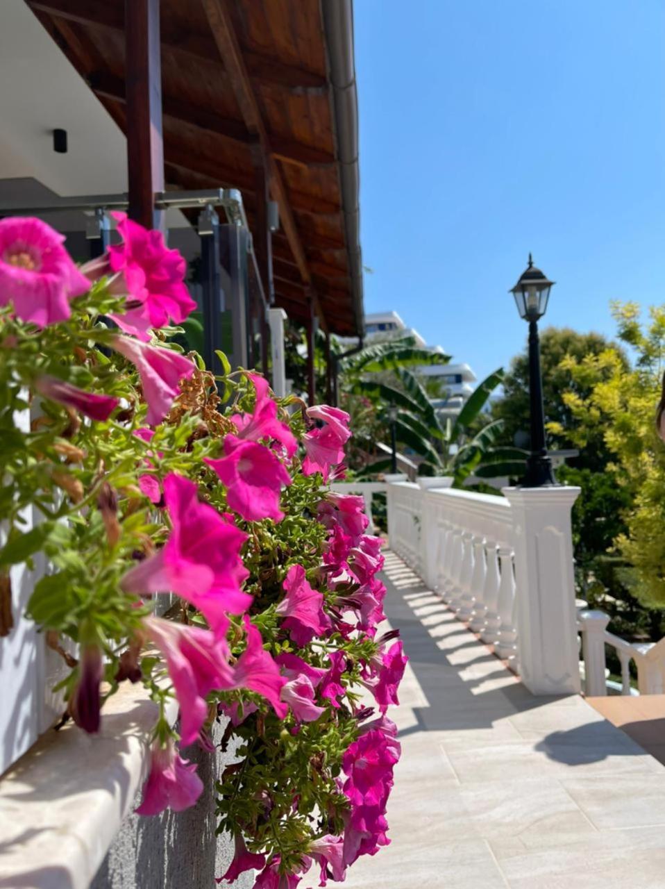 Hotel Ramosaco, Radhime, Vlore Buitenkant foto