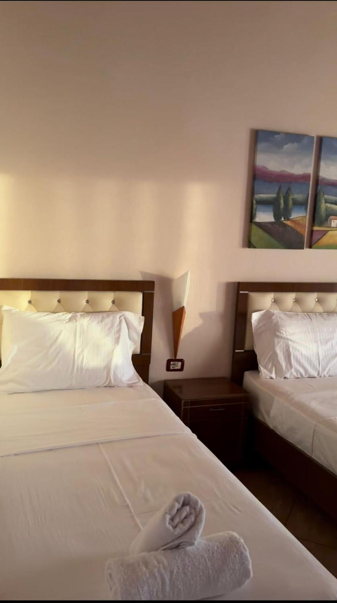 Hotel Ramosaco, Radhime, Vlore Buitenkant foto