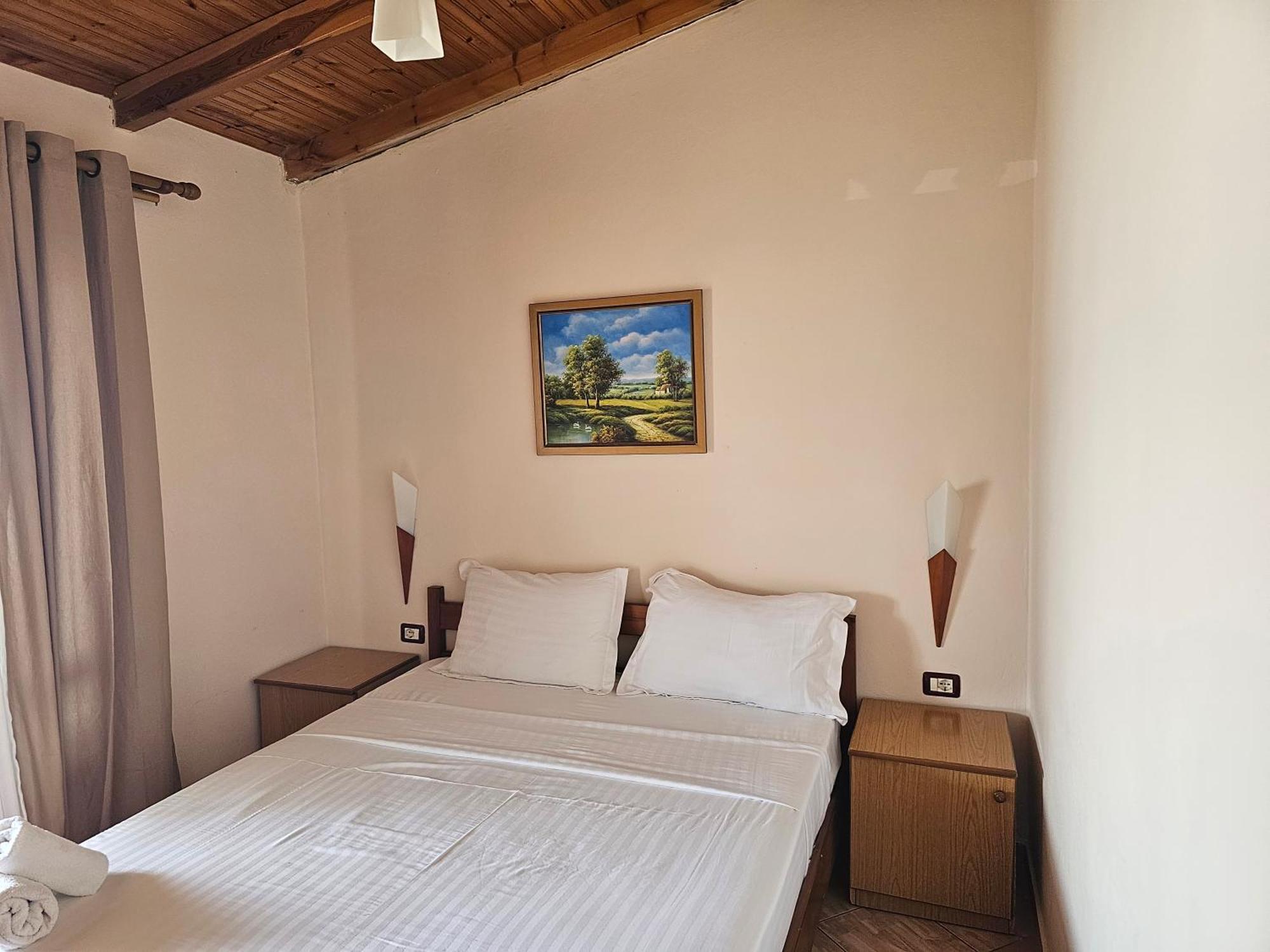 Hotel Ramosaco, Radhime, Vlore Buitenkant foto