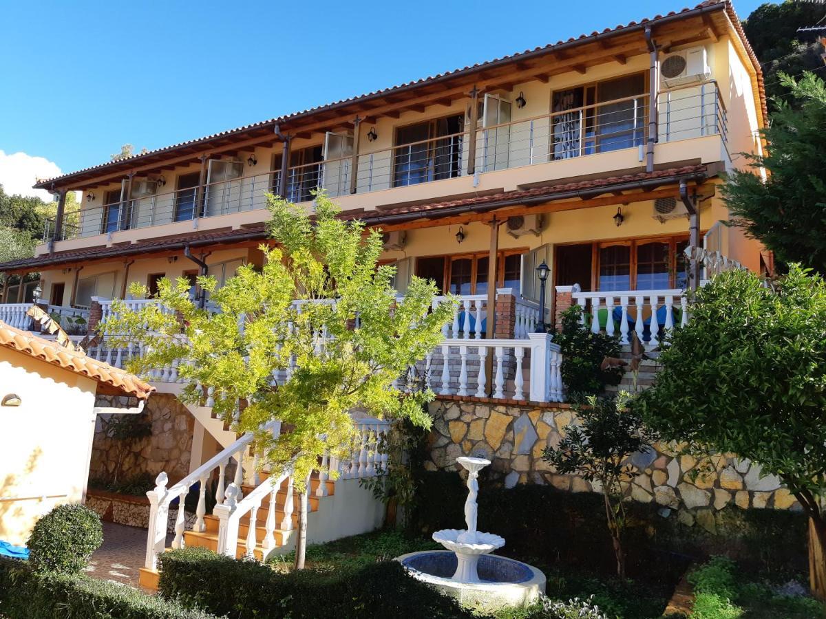 Hotel Ramosaco, Radhime, Vlore Buitenkant foto